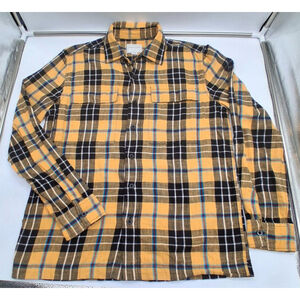 American Eagle Outfitters Men’s M Yellow Plaid Flannel Long Sleeve Shirt.